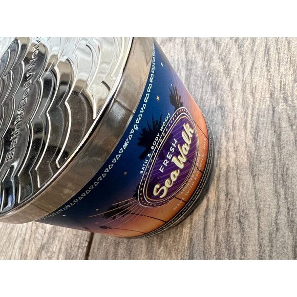 New Bath and Body Works Candle Sea Walk Essential Oils Scented Candle 14.5 oz - Picture 2 of 7